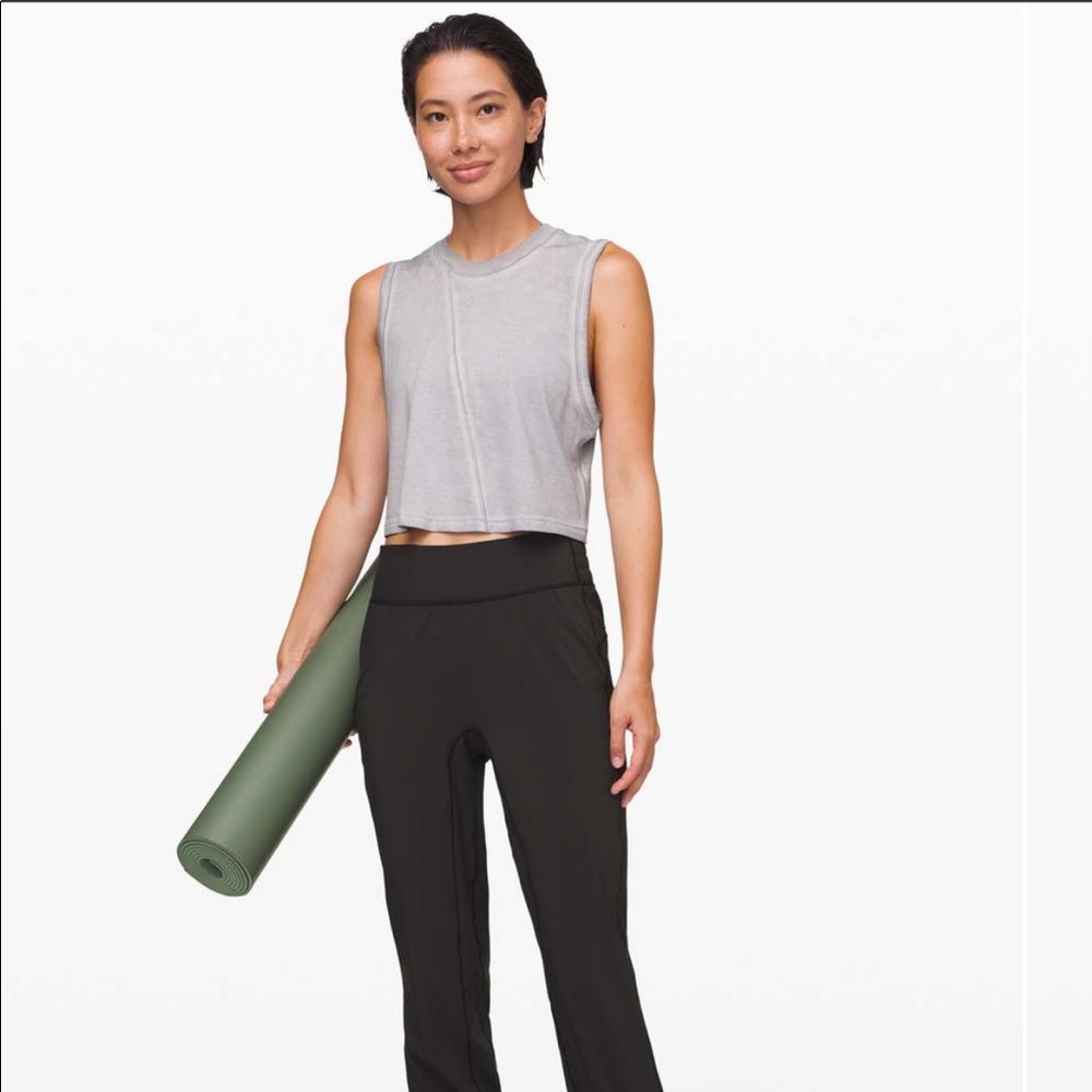 Lululemon Broken Beats Tank in Glacier Grey